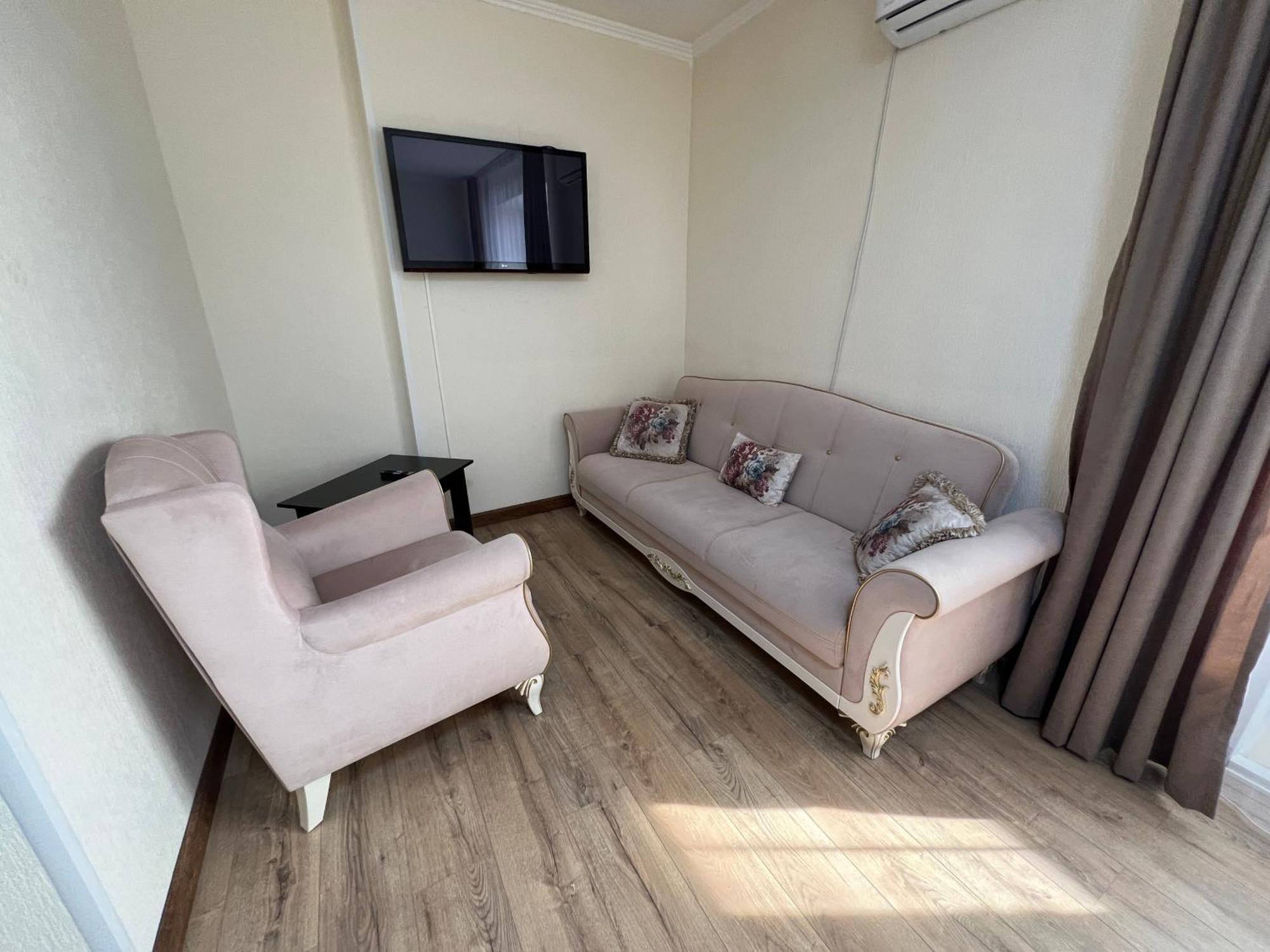 Belon Inn Nur-Sultan  Exterior photo
